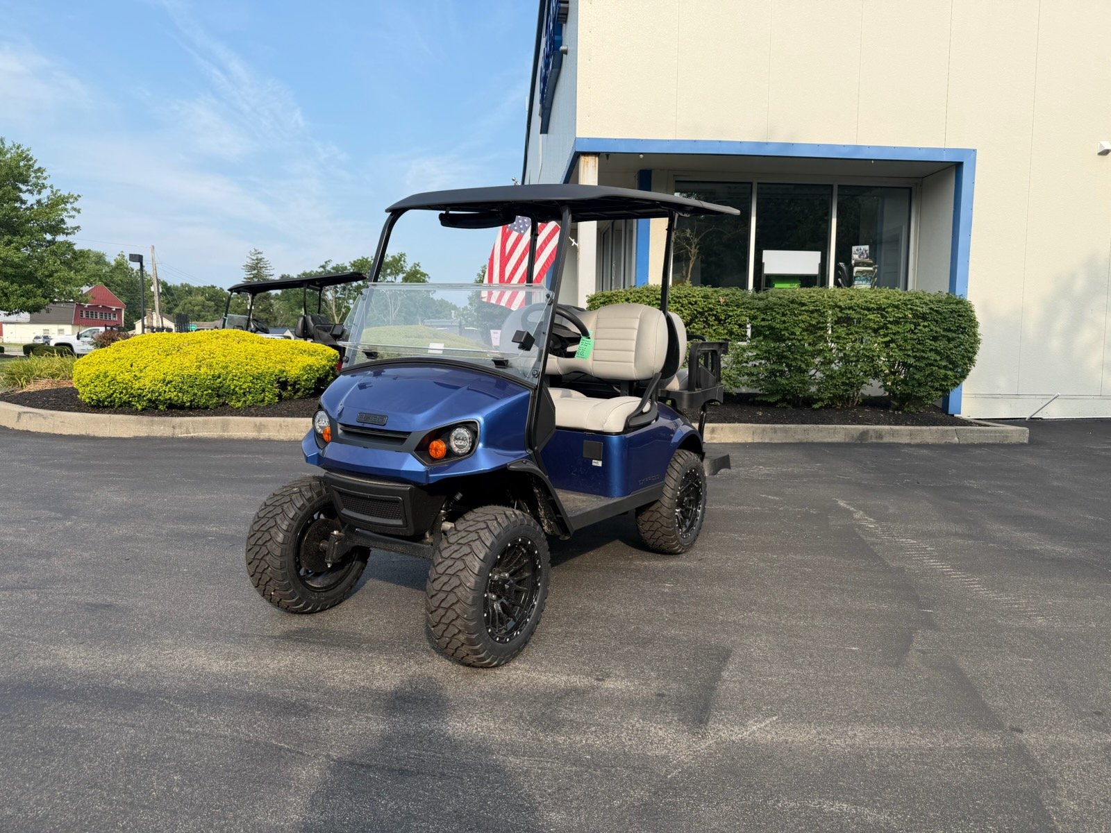 2026 EXPRESS 4 GAS LIFTED for sale at SnappyGolfCars